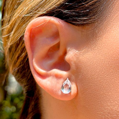 Brinco com Cristal em Forma de Gota de 6x10mm - Banho de Ródio Branco