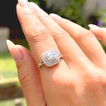 Anel-com-Zirconia-Branca-Quadrada-e-Bordas---Prata-925
