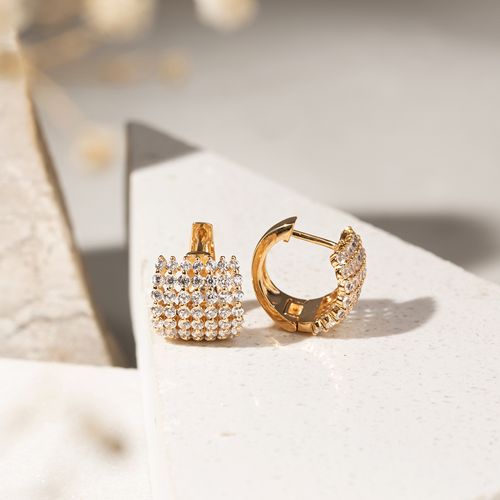 Brinco Argola com 7 Linhas de Zircônias Brancas - Banho de Ouro 18k