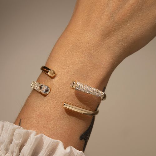 Bracelete em X com Zircônias Brancas Ovais - Banho de Ouro 18k