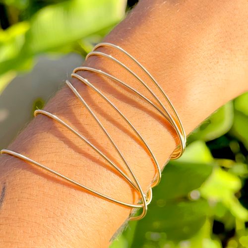 Pulseira/Colar Corda de Violão 120cm Banho de Ouro 18K