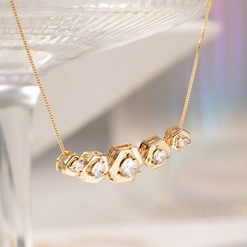 Colar Hexagono Zircônias Brancas 56cm - Banho de Ouro 18k