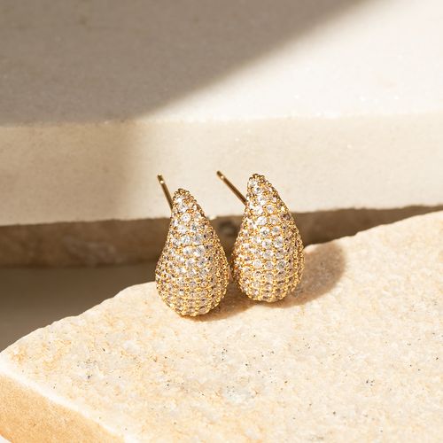 Brinco Gota Pera Cravejado com Zircônias Brancas 17mm - Banho de Ouro 18k