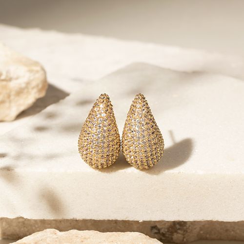 Brinco Gota Pera Cravejado com Zircônias Brancas 17mm - Banho de Ouro 18k