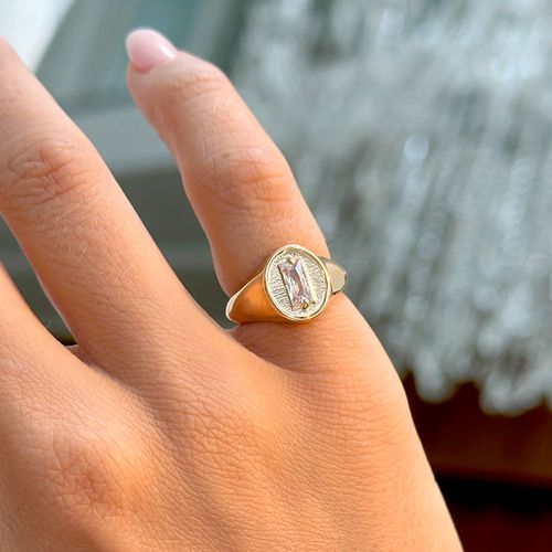 Anel Dedinho Retângulo de Zircônia Branca - Banho de Ouro 18k
