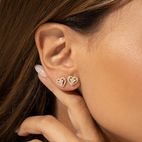 Brinco Coração de Zircônias Brancas - Banho de Ouro 18k