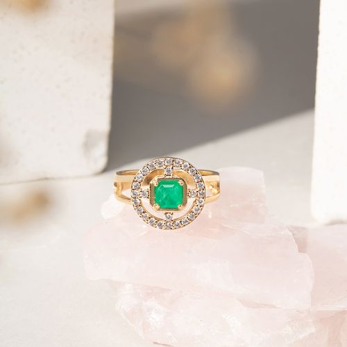 Anel Circulo de Cristal Esmeralda e Zircônias Brancas - Banho de Ouro 18k