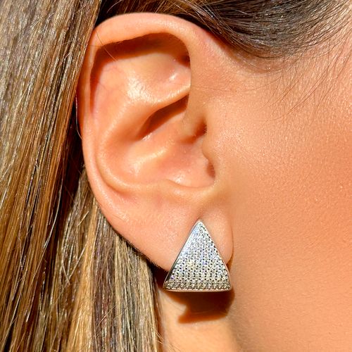 Brinco Triângulo Cravejado 16mm de Zircônias Brancas - Prata 925