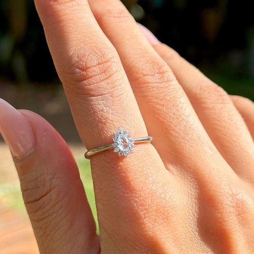 Anel Gotinha Cravejado de Cristal Água Marinha e Zircônias Brancas - Prata 925