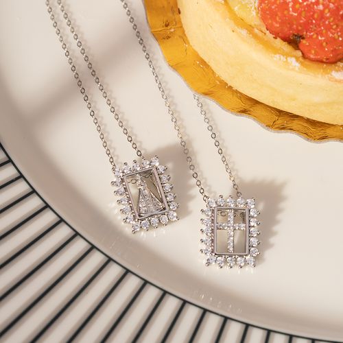 Colar Escapulário Nossa Senhora Aparecida com Cruz de Zircônias Brancas 65cm - Prata 925