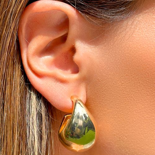 Brinco Gota Liso - Banho de Ouro 18k