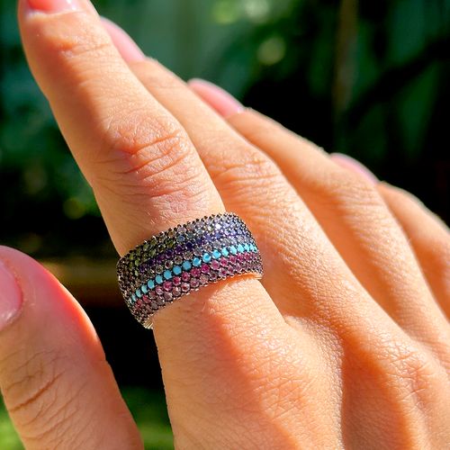 Anel Aliança 7 Linha Inteira Cravejada com Nano Turquesa e Zircônias Coloridas - Banho de Ródio Branco