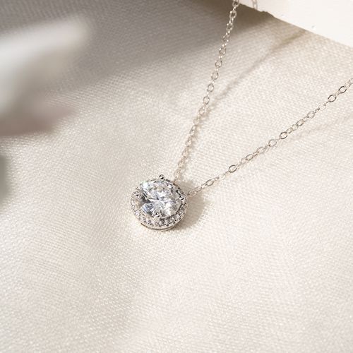 Colar Moissanite Lapidação Brilhante de 8mm 2,0 CT/ 200 Pontos D VVS1 e Zircônias Brancas Cravação Halo 45cm - Prata 925