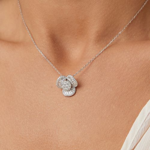 Colar Flor de Baguetes com Zircônias Brancas 45cm - Prata 925