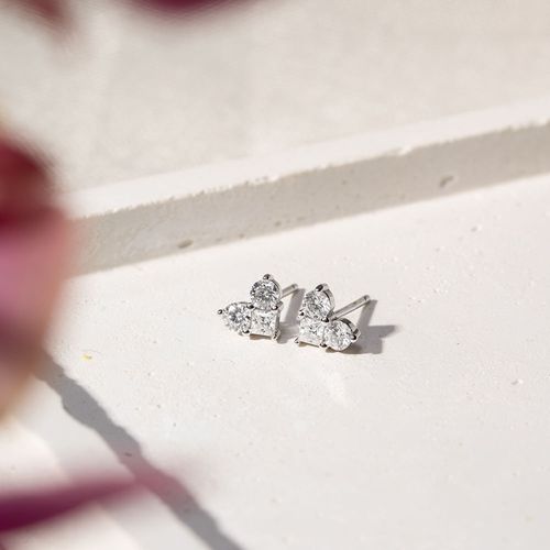 Brinco Corações Moissanite 3mm com 0,11CT / 11 Pontos D VVS1 - Prata 925