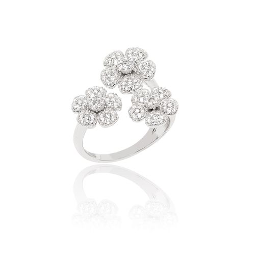 Anel Flores Cravejadas com Zircônias Brancas - Prata 925