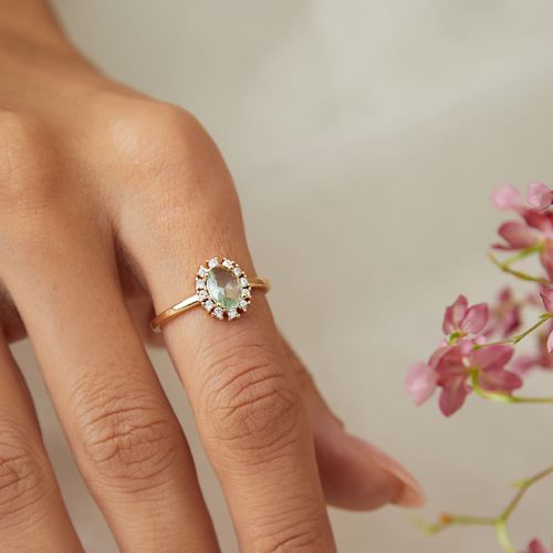 Anel Ovalzinho de Cristal Berilo e Zircônias Brancas - Banho de Ouro 18k