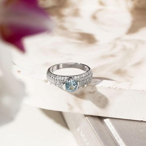 Anel Solitário Redondo de Zircônia Sky Blue e Zircônias Brancas - Prata 925
