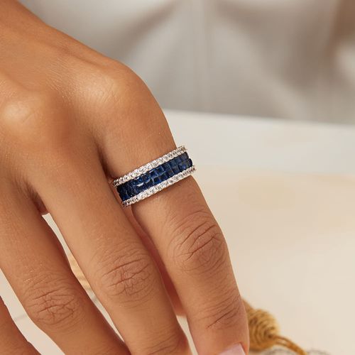 Anel Cravação Invisível Aliança com Zircônias Safira e Zircônias Brancas - Banho de Ródio Branco