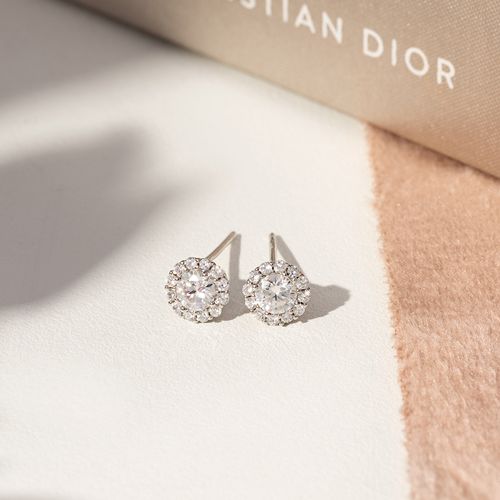 Brinco Moissanite Lapidação Brilhante 4mm 0,3CT/25 Pontos e Zircônias Brancas D - VVS1 - Prata 925