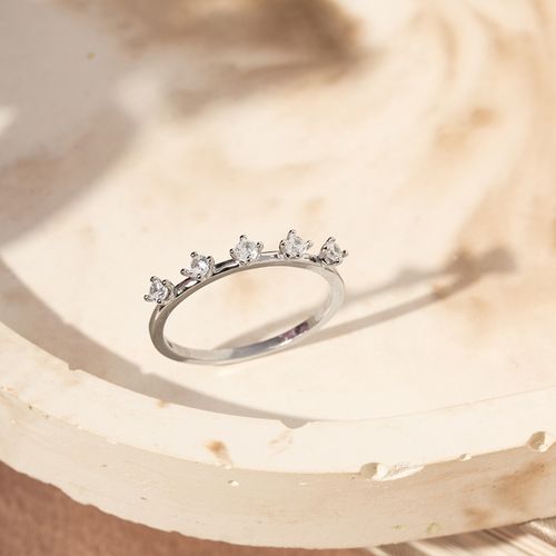 Anel Meia Aliança Pontos de Zircônias Brancas - Prata 925