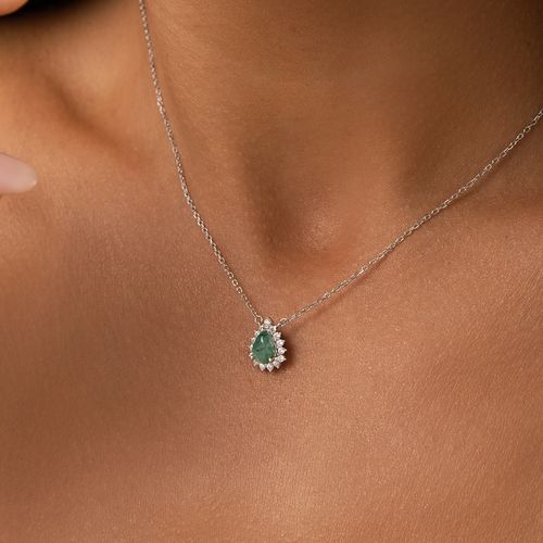 Colar Gota Esmeralda Natural 5x7mm Aprox. 0,65 ct com Moissanites Melee de 1,5mm - D VVS1 50cm - Prata 925