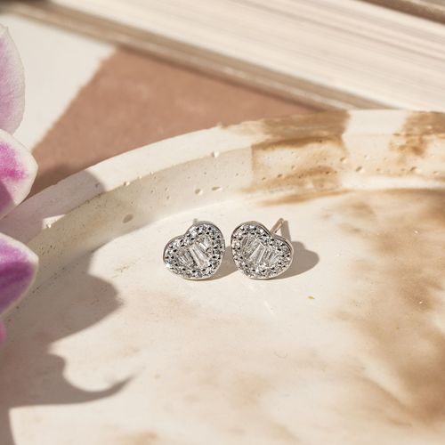 Brinco Top Coração com Zircônias Brancas Baguetes - Prata 925