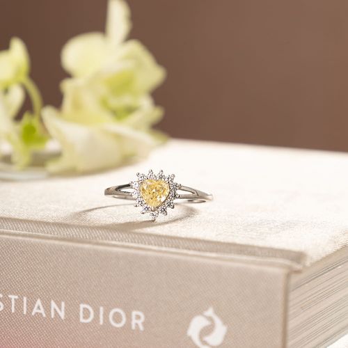 Anel Coração Zircônia Premium Fancy Yellow e Zircônias Brancas - Prata 925