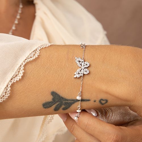 Pulseira Borboleta com Pérolas de Água Doce e Zircônias Brancas  19cm - Prata 925