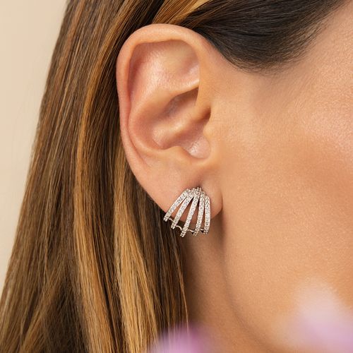 Brinco Onda com Zircônias Brancas - Prata 925