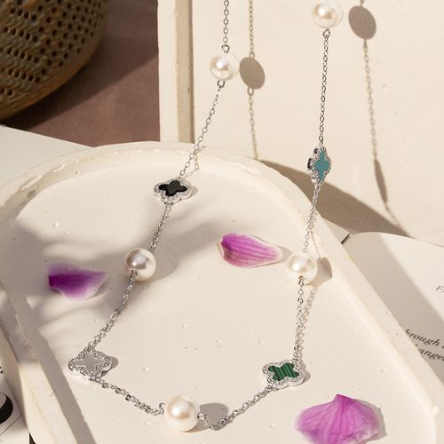 Colar Longo com Trevos de Madrepérola, Onix Lab, Nano Turquesa, Malaquita Lab e Zircônias Brancas 80cm - Prata 925