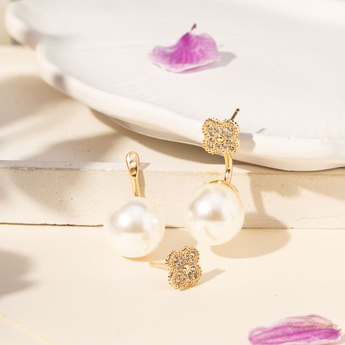 Brinco Earjacket Trevo com Pérola Glass e Zircônias Brancas - Banho de Ouro 18k