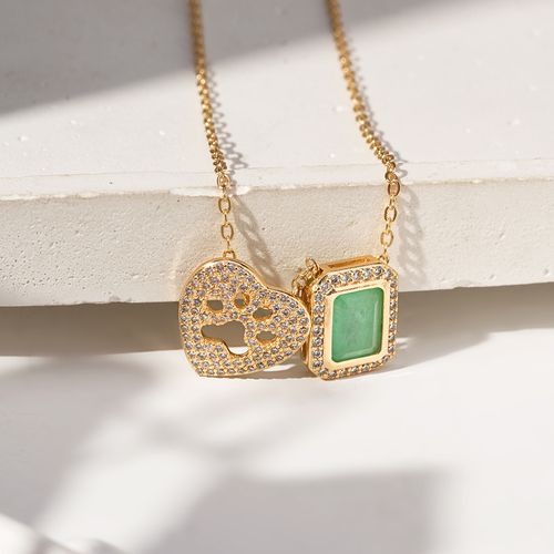 Colar Escapulário Retângulo e Coração Pets de Fusion Esmeralda Colombiana e Zircônias Brancas 65cm - Banho de Ouro 18k