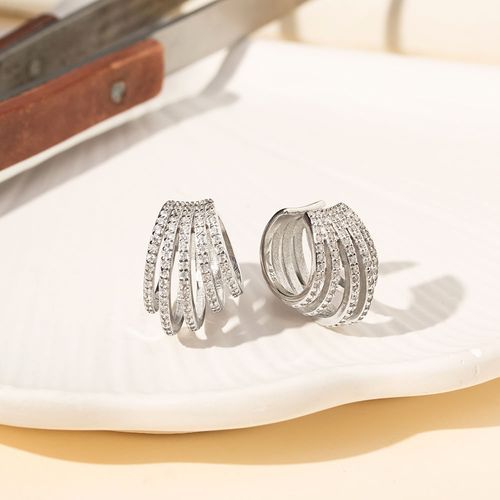 Brinco Earhook Onda com Zircônias Brancas - Prata 925