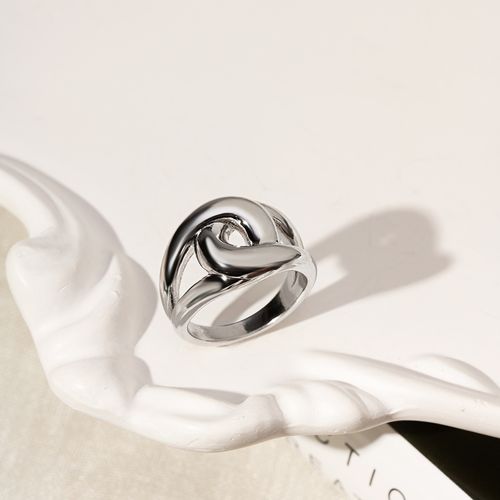 Anel Liso Entrelaçado - Banho de Ródio Branco