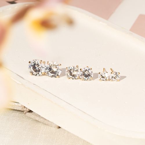 Kit com 3 Pares de Brincos Top Redondo 6mm/8mm/10mm com Zircônias Brancas - Banho de Ouro 18k