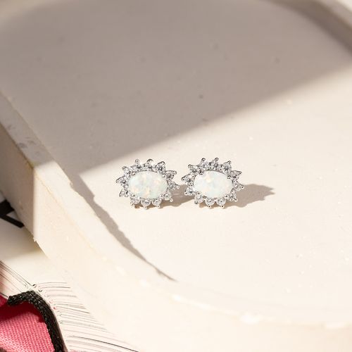 Brinco Oval White Nano Opala com Zircônias Brancas - Prata 925