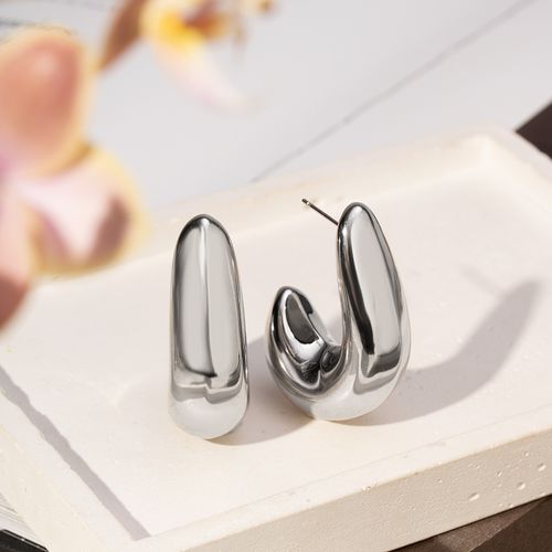 Brinco Liso Argola Orgânica - Banho de Ródio Branco