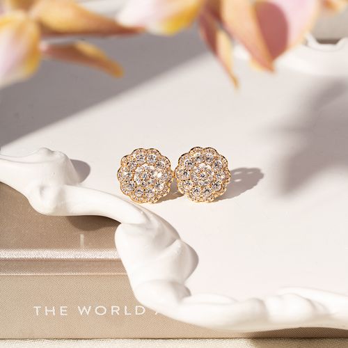 Brinco Flor com Zircônias Brancas - Banho de Ouro 18k