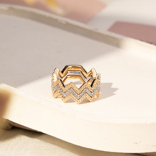 Trio de Anéis Zig Zag com Zircônias Brancas - Banhos de Ouro 18k e Ródio Branco