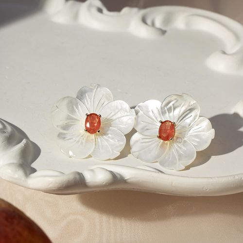 Brinco Flor Versátil com Madrepérola e Cristal Rutilado Rosa - Banho de Ouro 18k